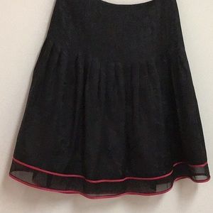 Kay Unger 100% silk skirt